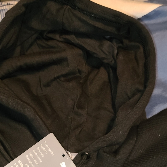 Puma Sweater - Picture 2 of 10